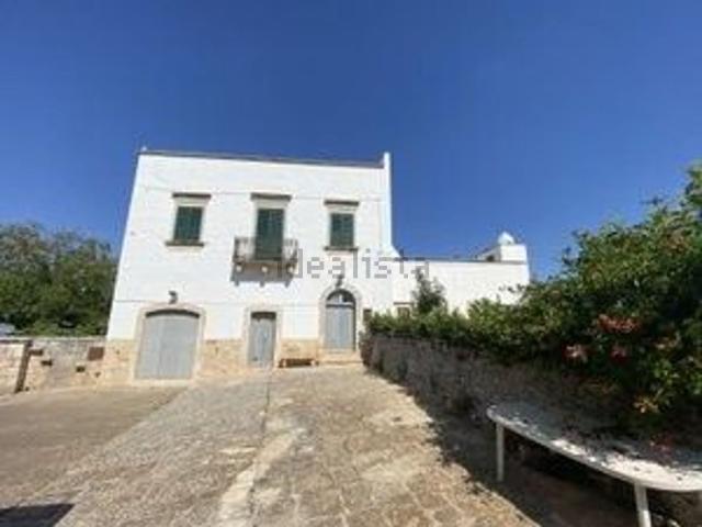 Rustici e casali in affitto di 300 m² in Via Giuseppe Guglielmi