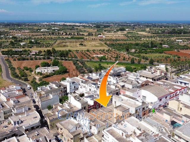 Rustici e casali in affitto di 430 m² in Via Vittorio Veneto, 304