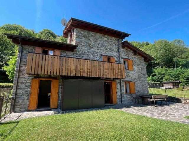 Rustici e casali in vendita di 104 m²