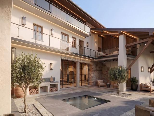 Rustici e casali in vendita di 1068 m² in Via Monte Sabotino, 7