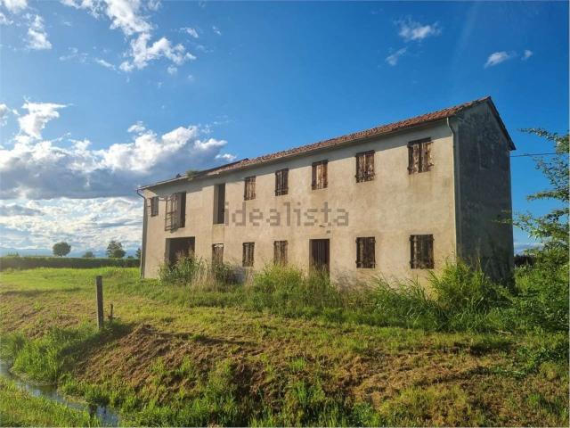 Rustici e casali in vendita di 100 m²