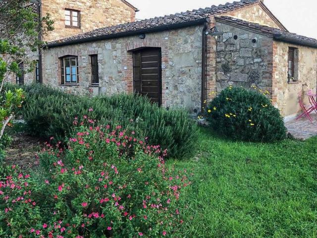 Rustici e casali in vendita di 100 m²