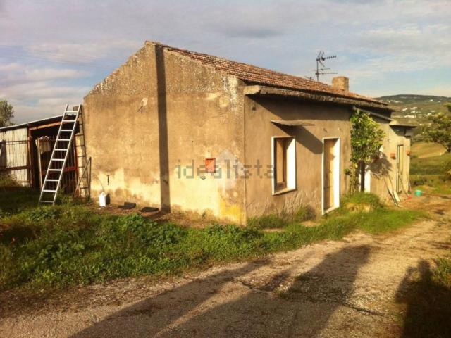 Rustici e casali in vendita di 100 m²