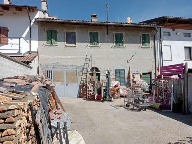 Rustici e casali in vendita di 100 m²