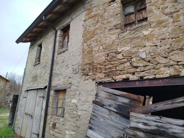 Rustici e casali in vendita di 100 m² in Località Monteraschio