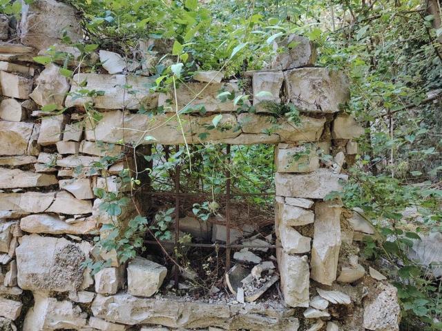 Rustici e casali in vendita di 100 m² in Località Valpiana, 54