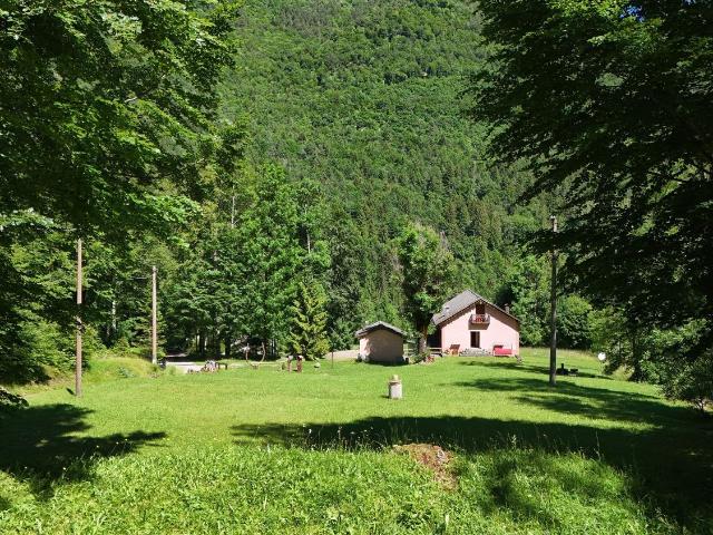 Rustici e casali in vendita di 100 m² in Strada del Dosso