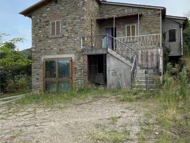 Rustici e casali in vendita di 100 m² in Strada Senza Nome