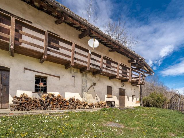 Rustici e casali in vendita di 100 m² in Piazza Vittorio Veneto