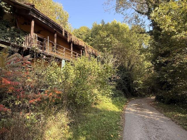 Rustici e casali in vendita di 100 m² in Via Comba Ceresa