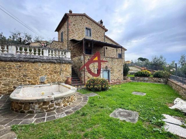 Rustici e casali in vendita di 114 m²