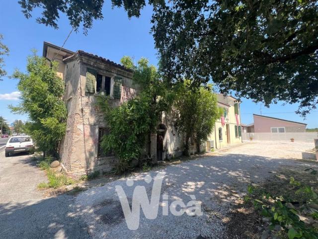 Rustici e casali in vendita di 115 m²
