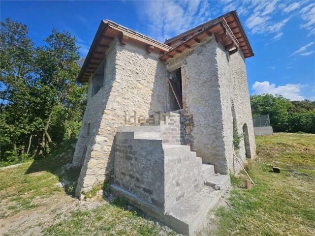Rustici e casali in vendita di 115 m²