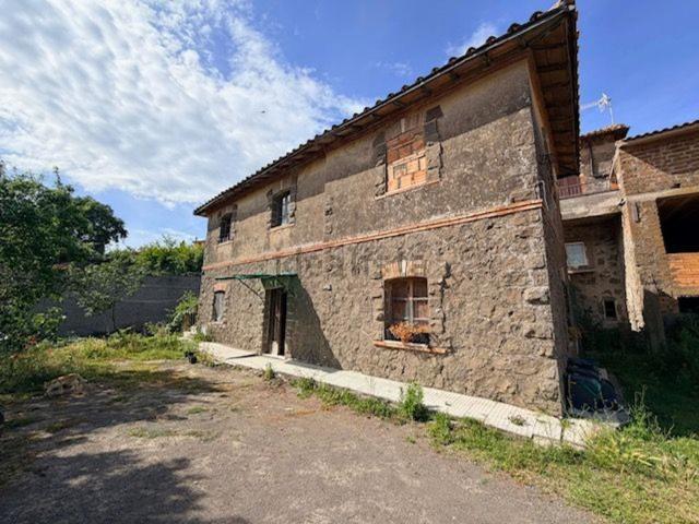 Rustici e casali in vendita di 115 m²