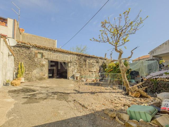 Rustici e casali in vendita di 116 m² in Via Marsala, 10