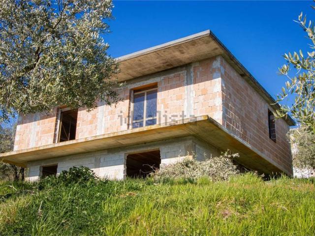 Rustici e casali in vendita di 110 m² in Contrada Colle Prote