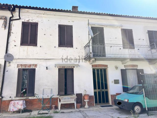 Rustici e casali in vendita di 110 m² in Località Cappuccini, 40