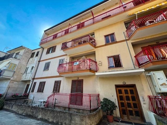 Rustici e casali in vendita di 110 m² in Via Mercato, 32