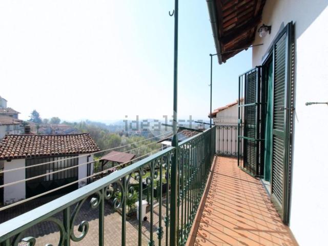 Rustici e casali in vendita di 110 m² in Via Borghetto, 14