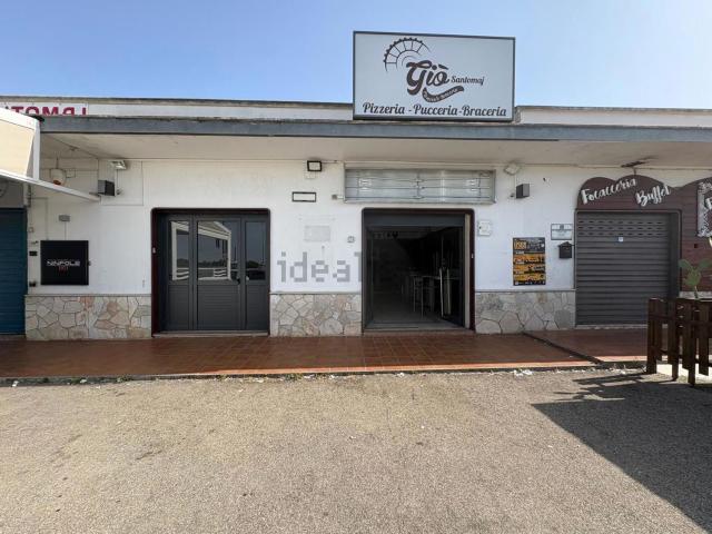 Rustici e casali in vendita di 110 m² in Via Camelie, 90
