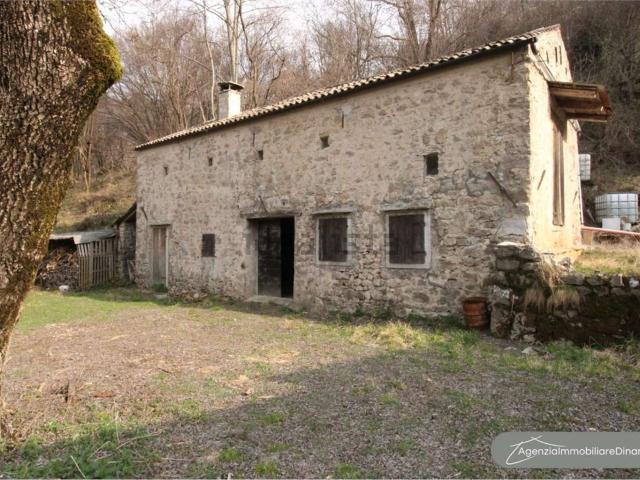 Rustici e casali in vendita di 113 m²