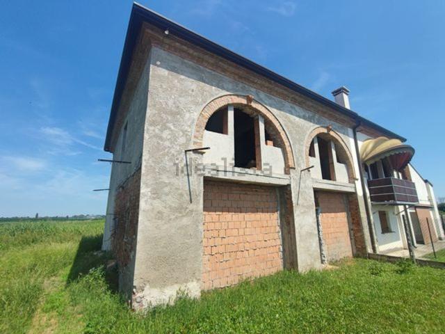 Rustici e casali in vendita di 11 m² in Via Gorghi A Destra, 2796