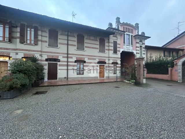 Rustici e casali in vendita di 124 m² in Via San Benedetto, 2