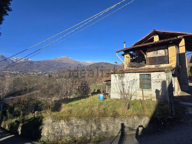 Rustici e casali in vendita di 125 m² in Strada Cantone Buco