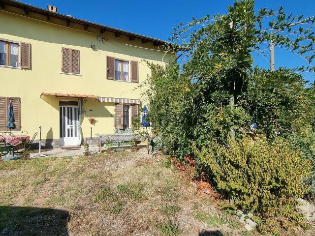 Rustici e casali in vendita di 128 m²