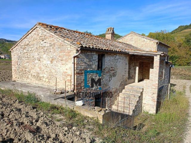 Rustici e casali in vendita di 120 m²