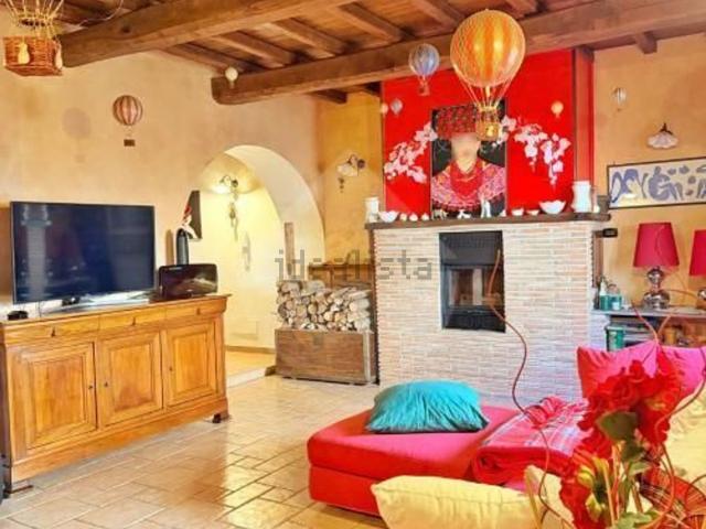 Rustici e casali in vendita di 120 m²