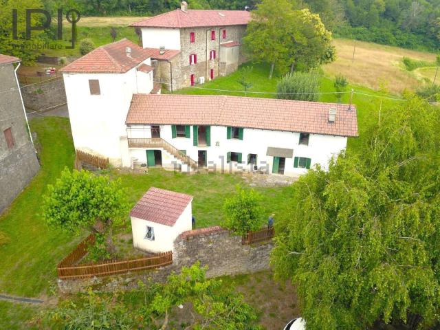 Rustici e casali in vendita di 120 m²