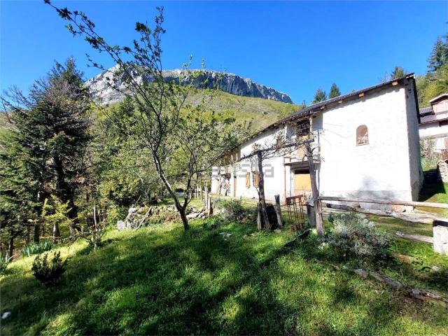 Rustici e casali in vendita di 120 m²