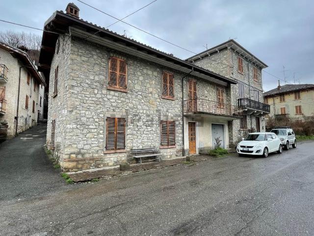 Rustici e casali in vendita di 120 m²