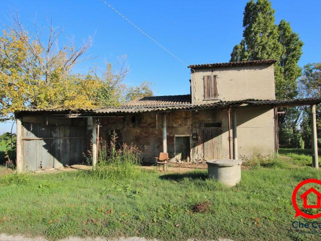 Rustici e casali in vendita di 120 m² in Via Mariana