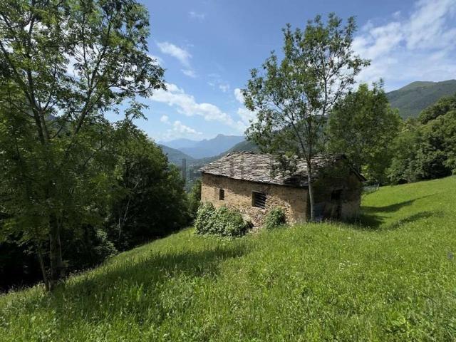 Rustici e casali in vendita di 120 m² in Via ai Maggenghi, 25
