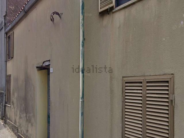 Rustici e casali in vendita di 120 m² in Via dei Fiori, 6