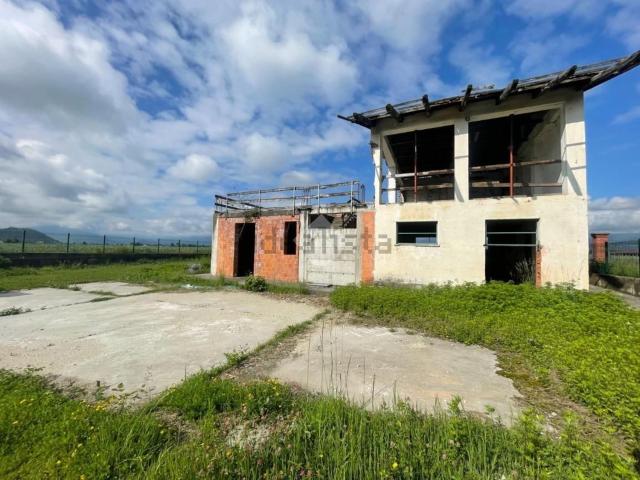 Rustici e casali in vendita di 120 m² in Via Gerbidi, 34