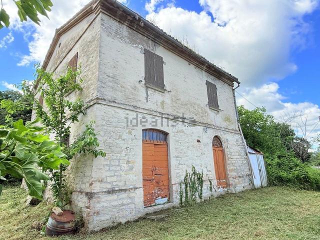 Rustici e casali in vendita di 122 m²