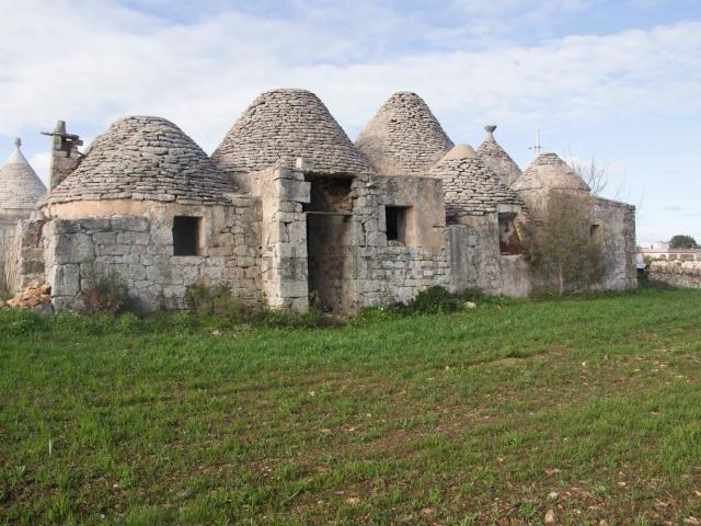 Rustici e casali in vendita di 123 m² in Via Mottola, 778