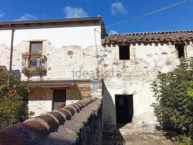 Rustici e casali in vendita di 12 m² in Via Piero Gobetti