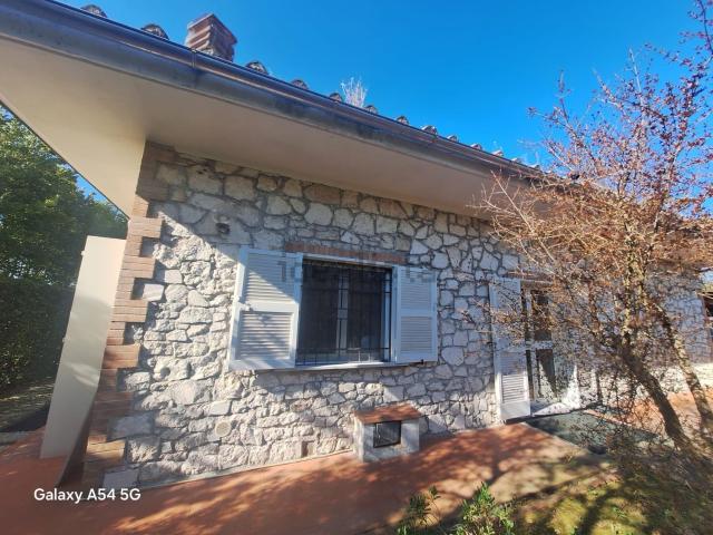 Rustici e casali in vendita di 135 m² in Località terme di saturnia