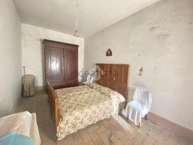 Rustici e casali in vendita di 137 m² in Via Cipollone