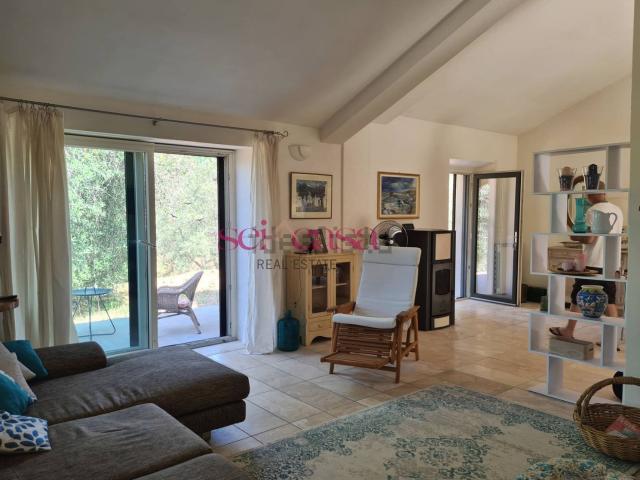 Rustici e casali in vendita di 130 m²