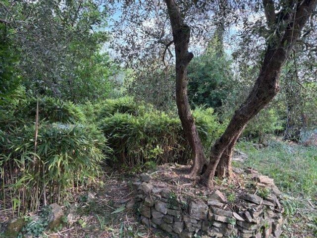 Rustici e casali in vendita di 130 m² in Via delle Cinque Vie
