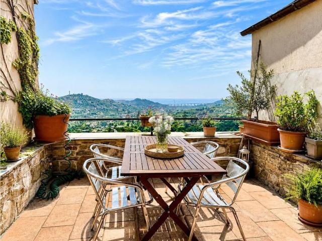 Rustici e casali in vendita di 130 m² in Via Prevosto, 15
