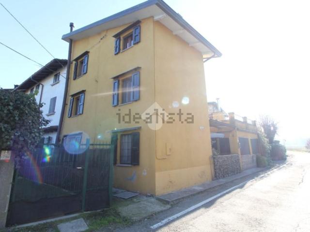 Rustici e casali in vendita di 131 m² in Via San Geminiano, 76