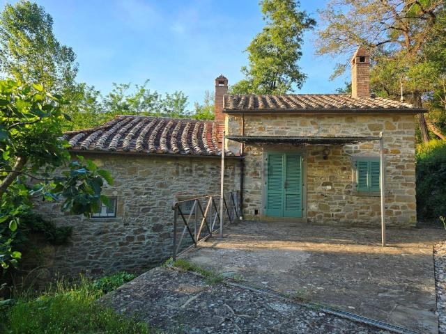 Rustici e casali in vendita di 145 m² in Località Montanare