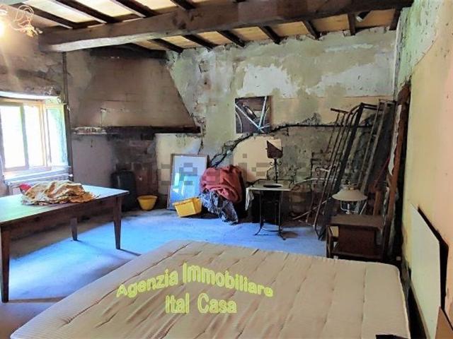 Rustici e casali in vendita di 148 m²