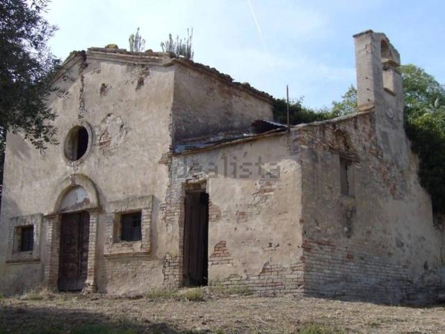 Rustici e casali in vendita di 140 m²